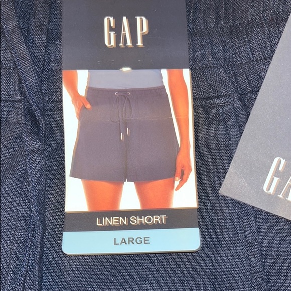 GAP Blue Women Flat Front Shorts Casual Style - Picture 3 of 7
